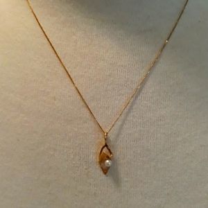 14 K solid gold necklace.